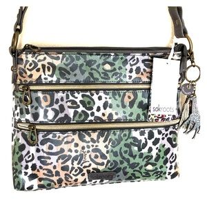 Sakroots crossbody back leopard new